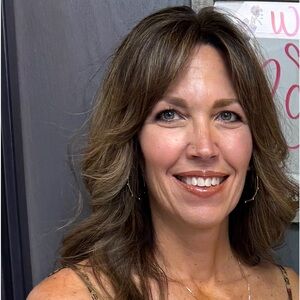 Meet your Posher, Laura